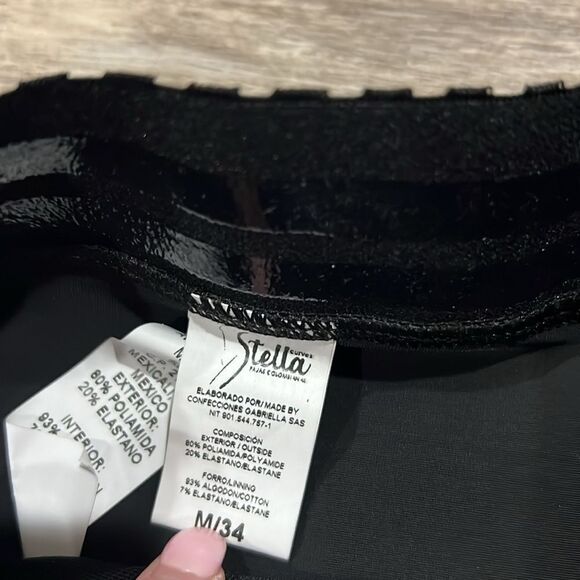 Stella  - Picture 3 of 3